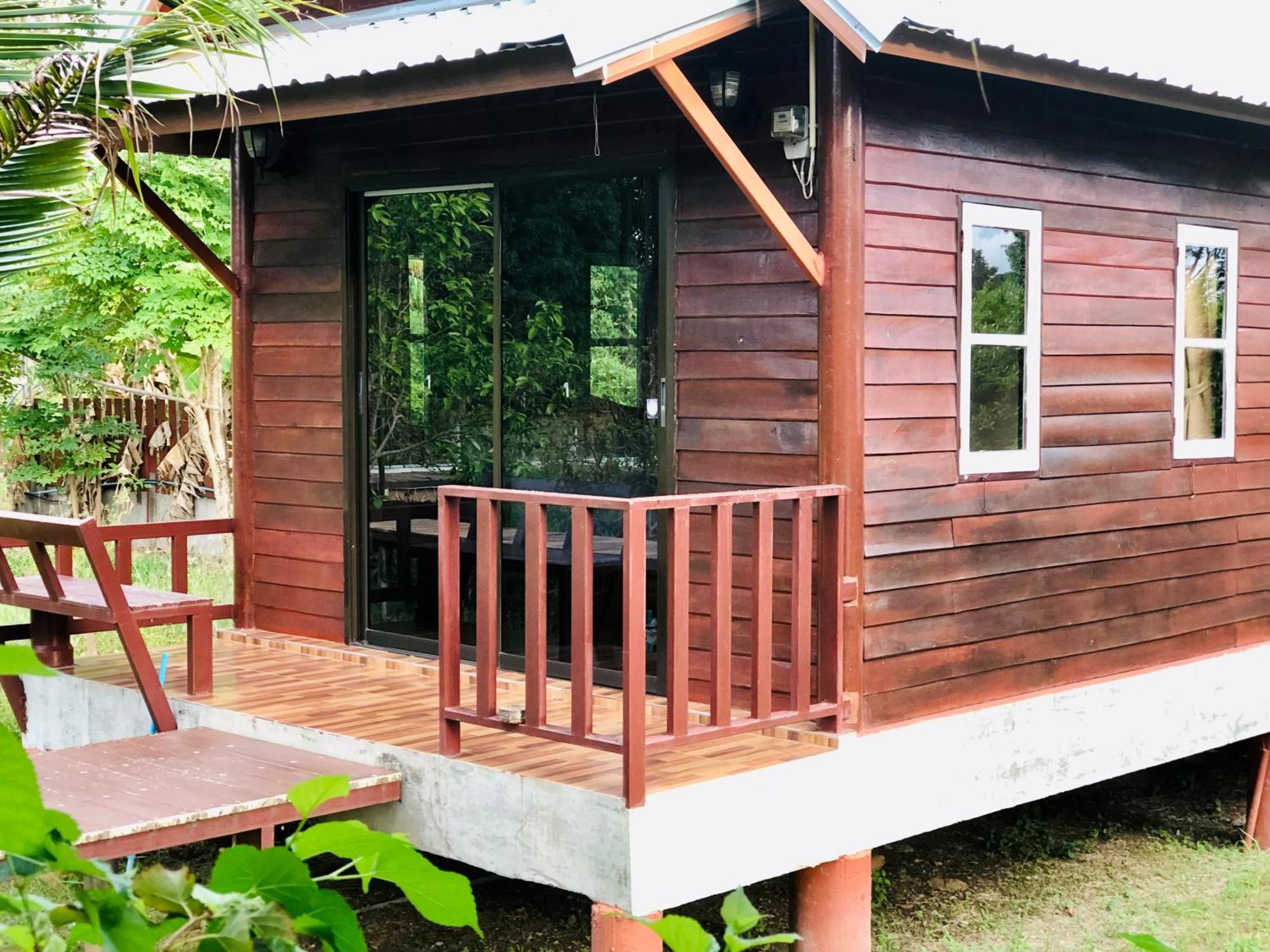 Baan Thung Home Stay Prasat Exterior photo