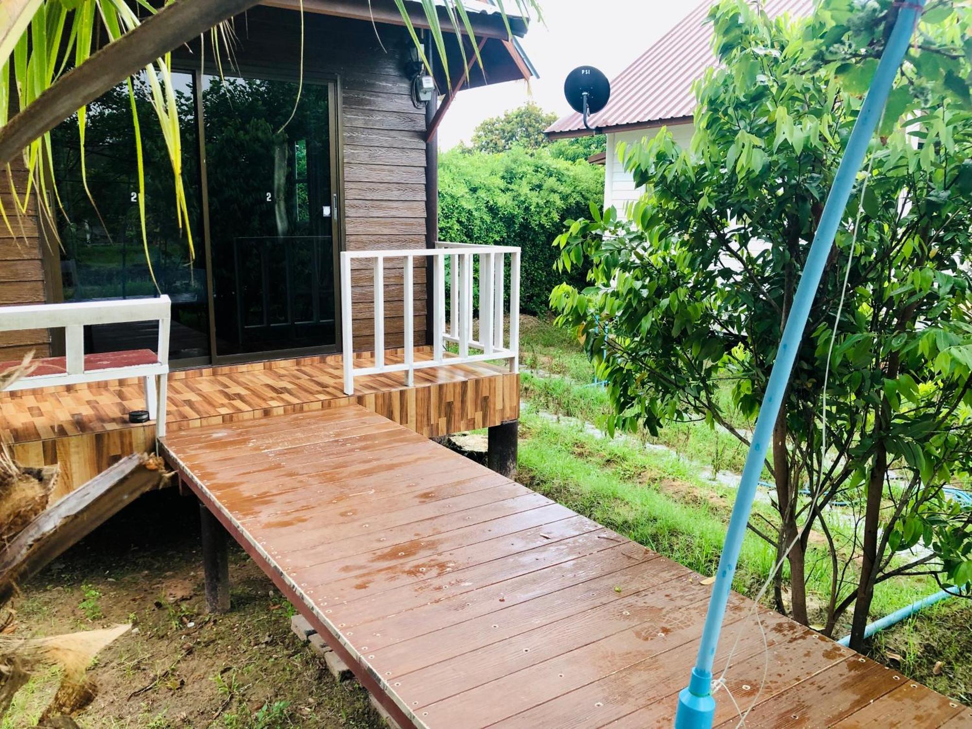 Baan Thung Home Stay Prasat Exterior photo