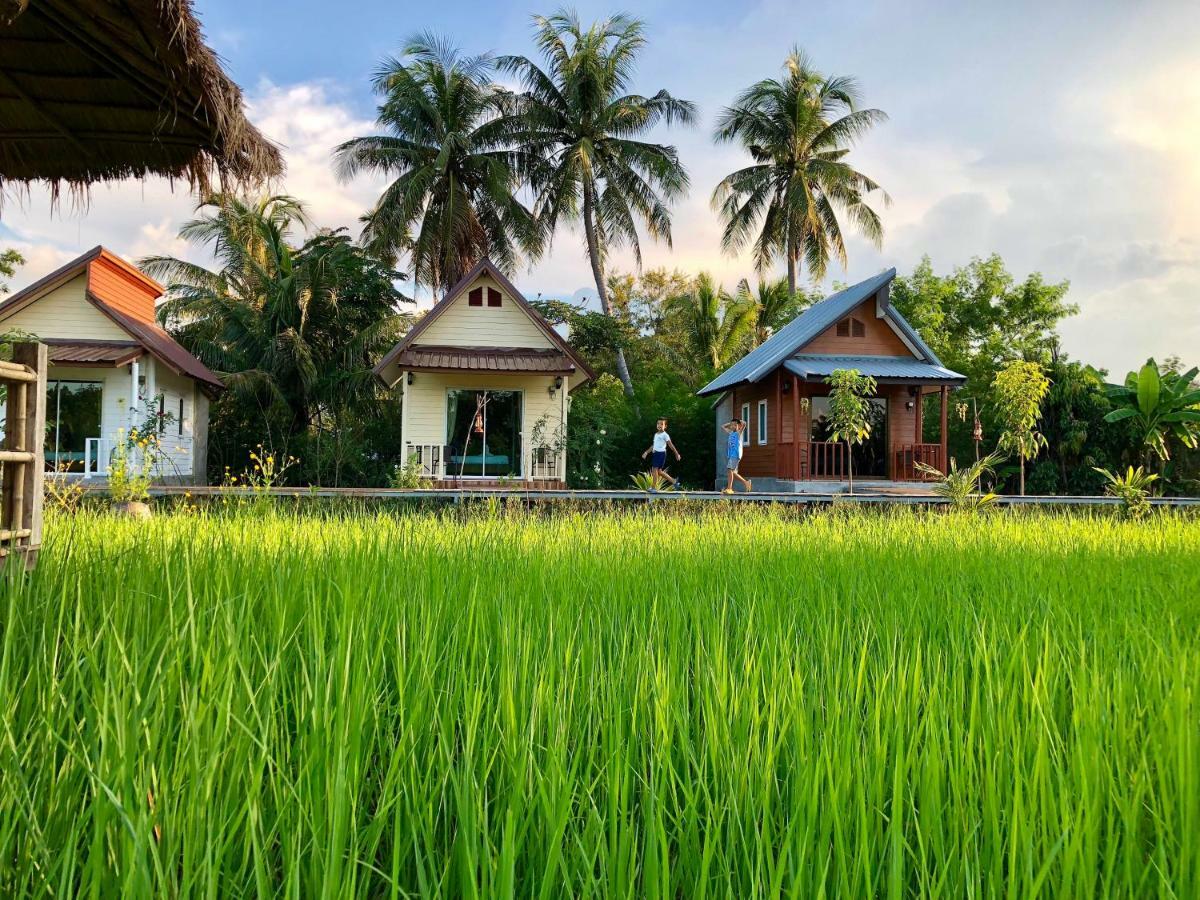 Baan Thung Home Stay Prasat Exterior photo