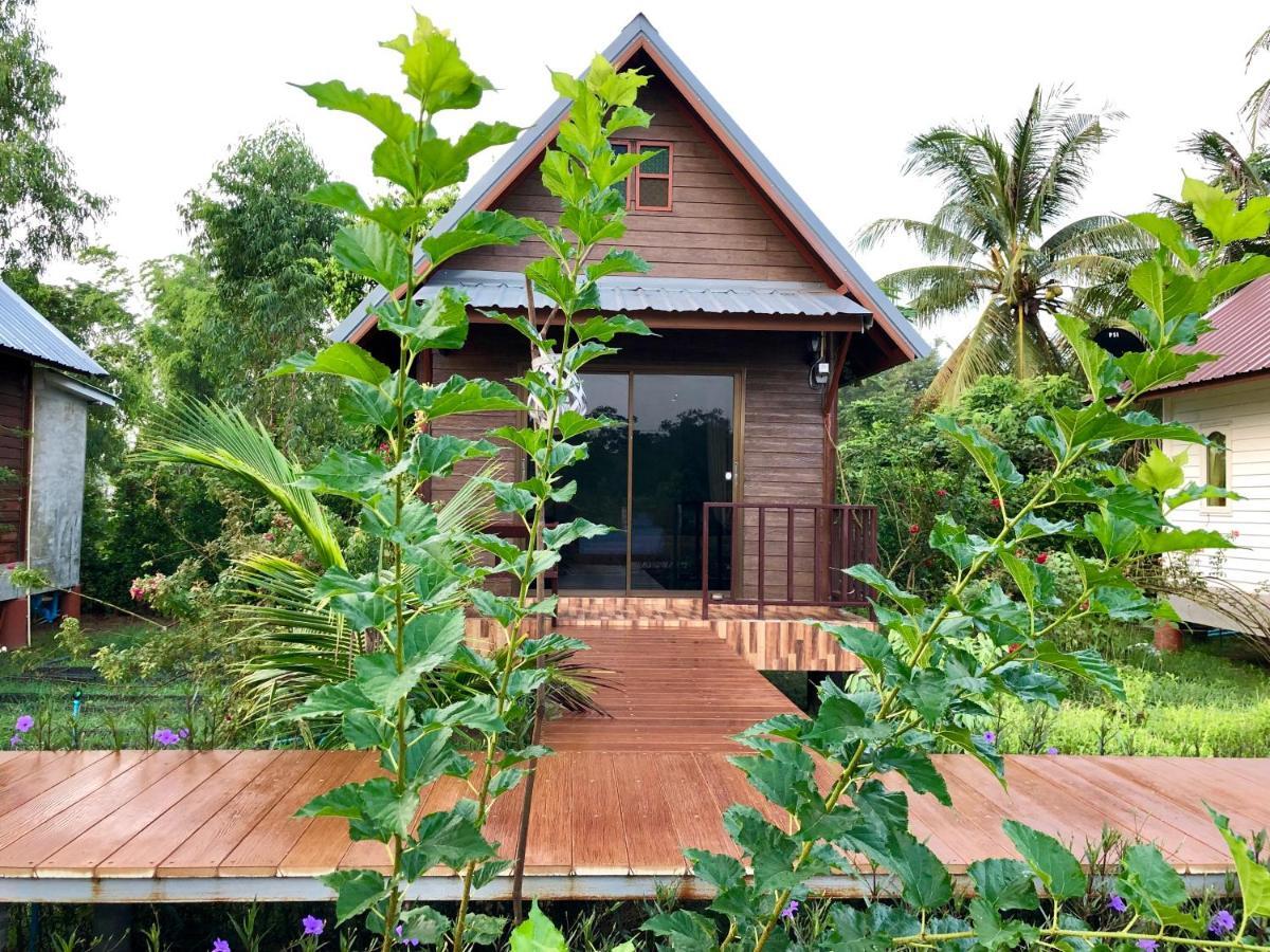 Baan Thung Home Stay Prasat Exterior photo